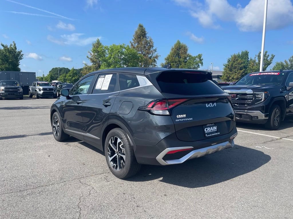 Used 2024 Kia Sportage EX FWD image 5