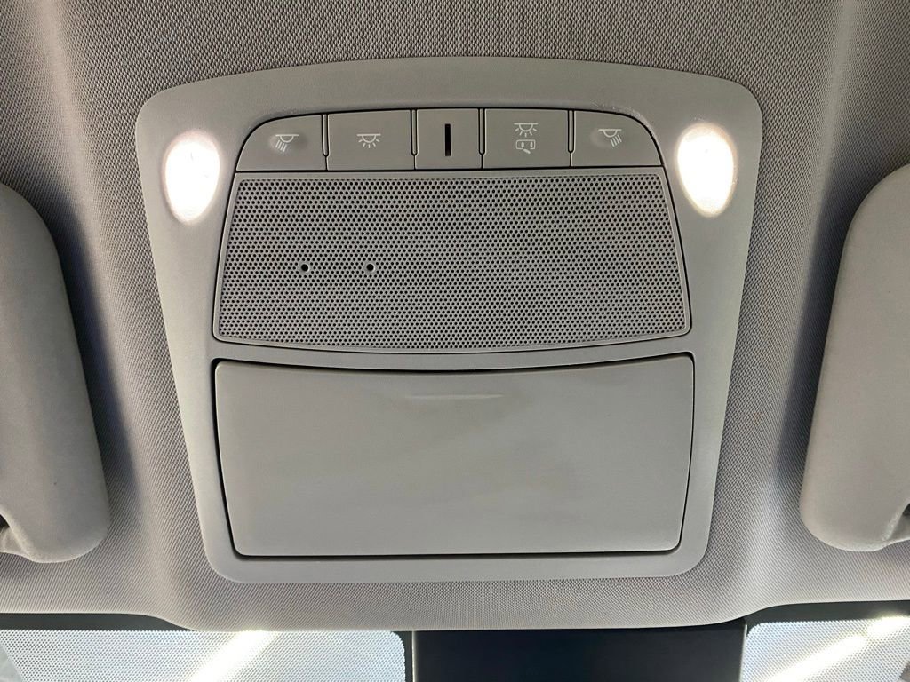 Used 2022 Nissan Rogue Sport SV w/ Technology Package image 29