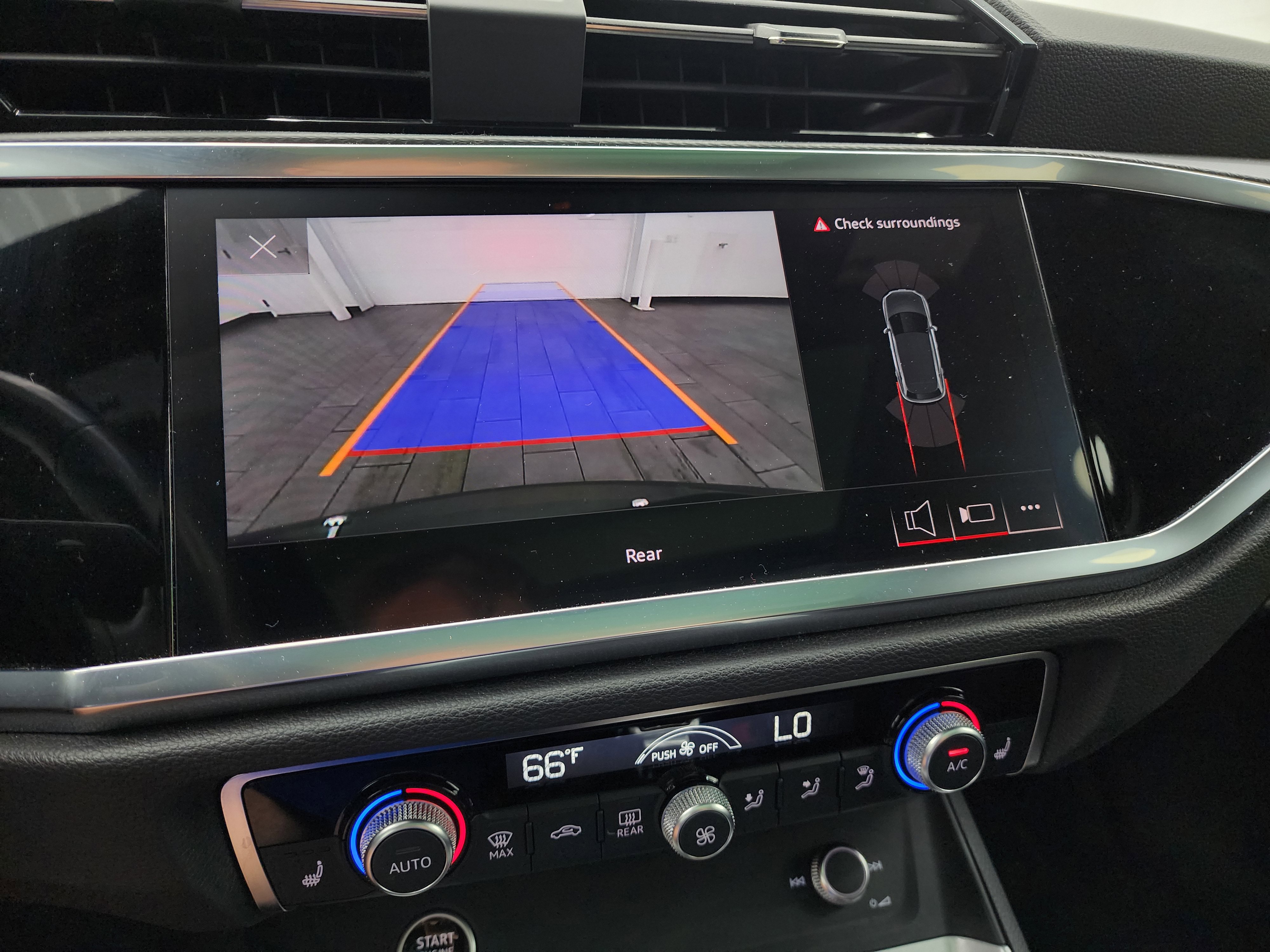 Used 2024 Audi Q3 2.0T Premium image 17