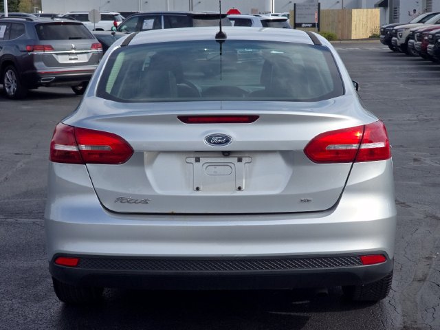 Used 2016 Ford Focus SE FWD image 11