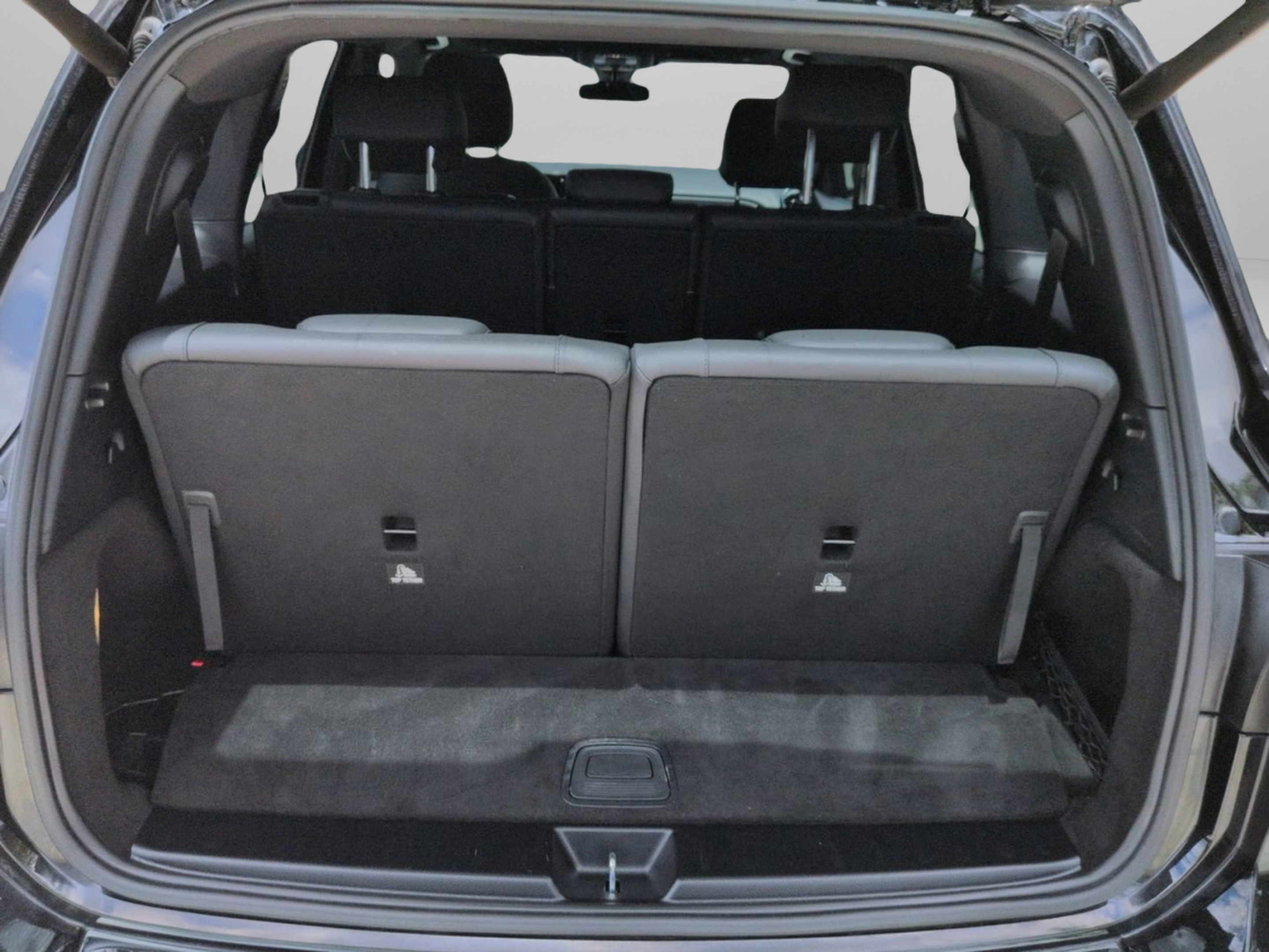 Used 2022 Mercedes-Benz GLB 250 4MATIC image 17