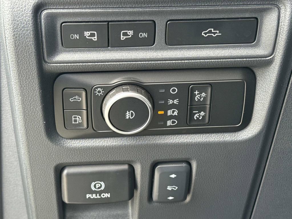Used 2024 Ford F150 Platinum w/ Equipment Group 702A High image 21