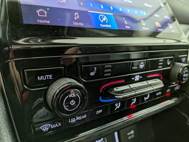 Used 2024 Jeep Grand Cherokee Limited AWD/4WD image 11
