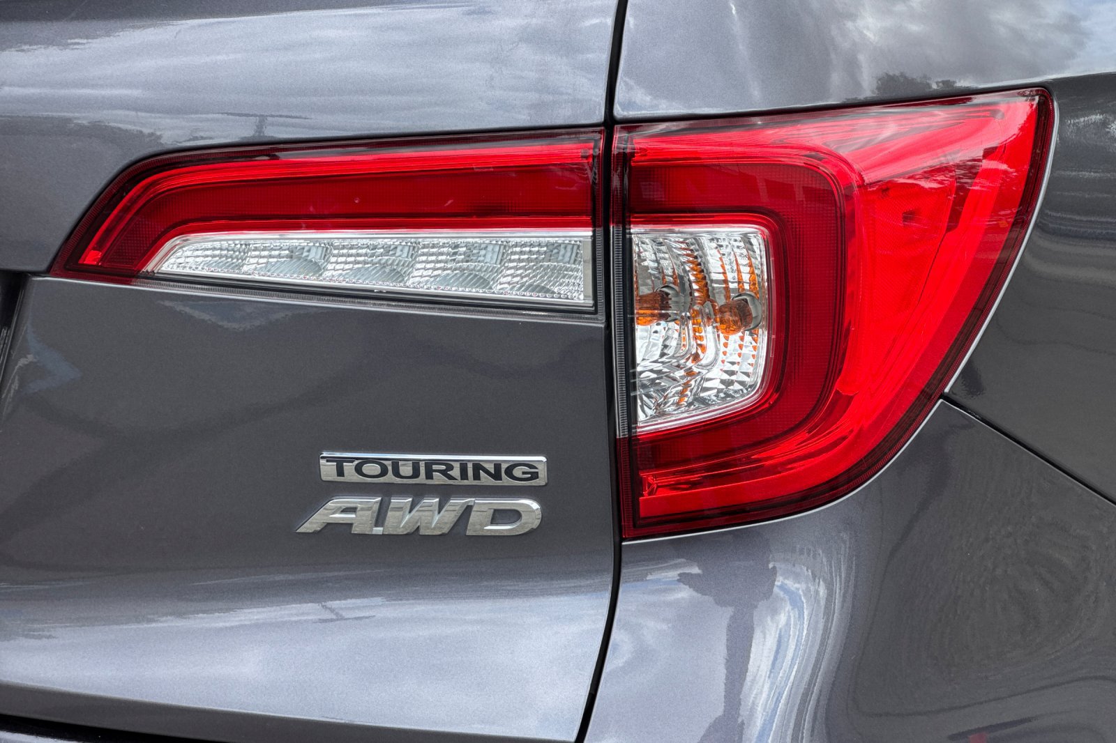 Used 2020 Honda Pilot Touring image 26