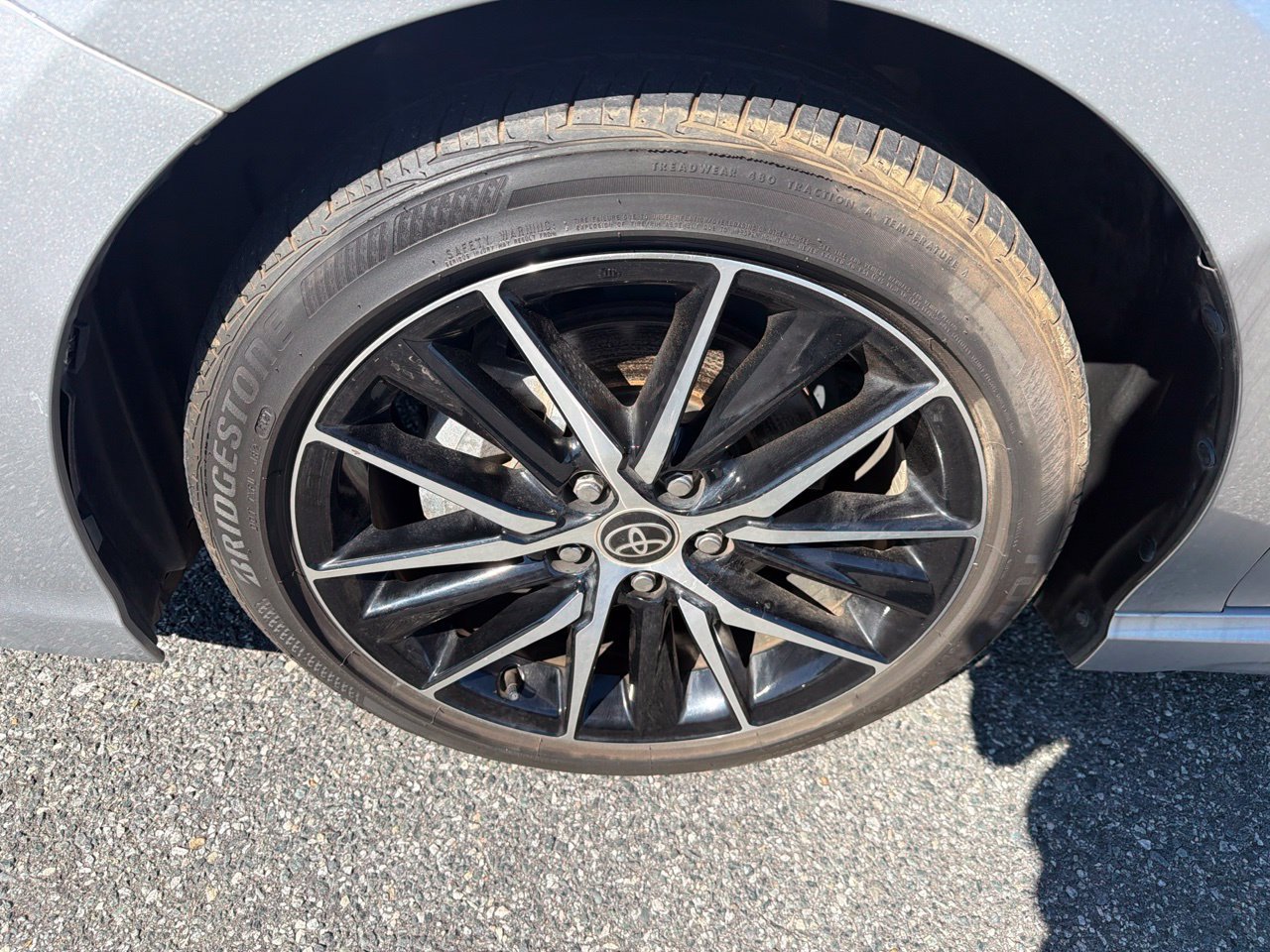 Used 2022 Toyota Camry SE FWD image 13