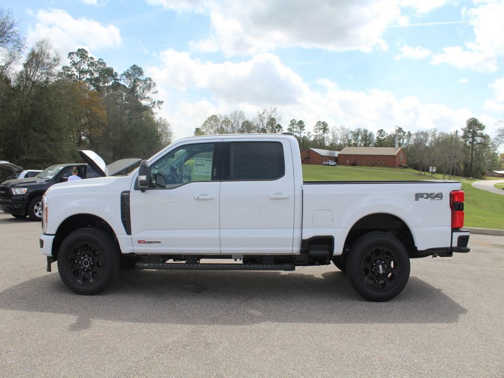 New 2026 Ford F250 Lariat w/ Black Appearance Package image 13