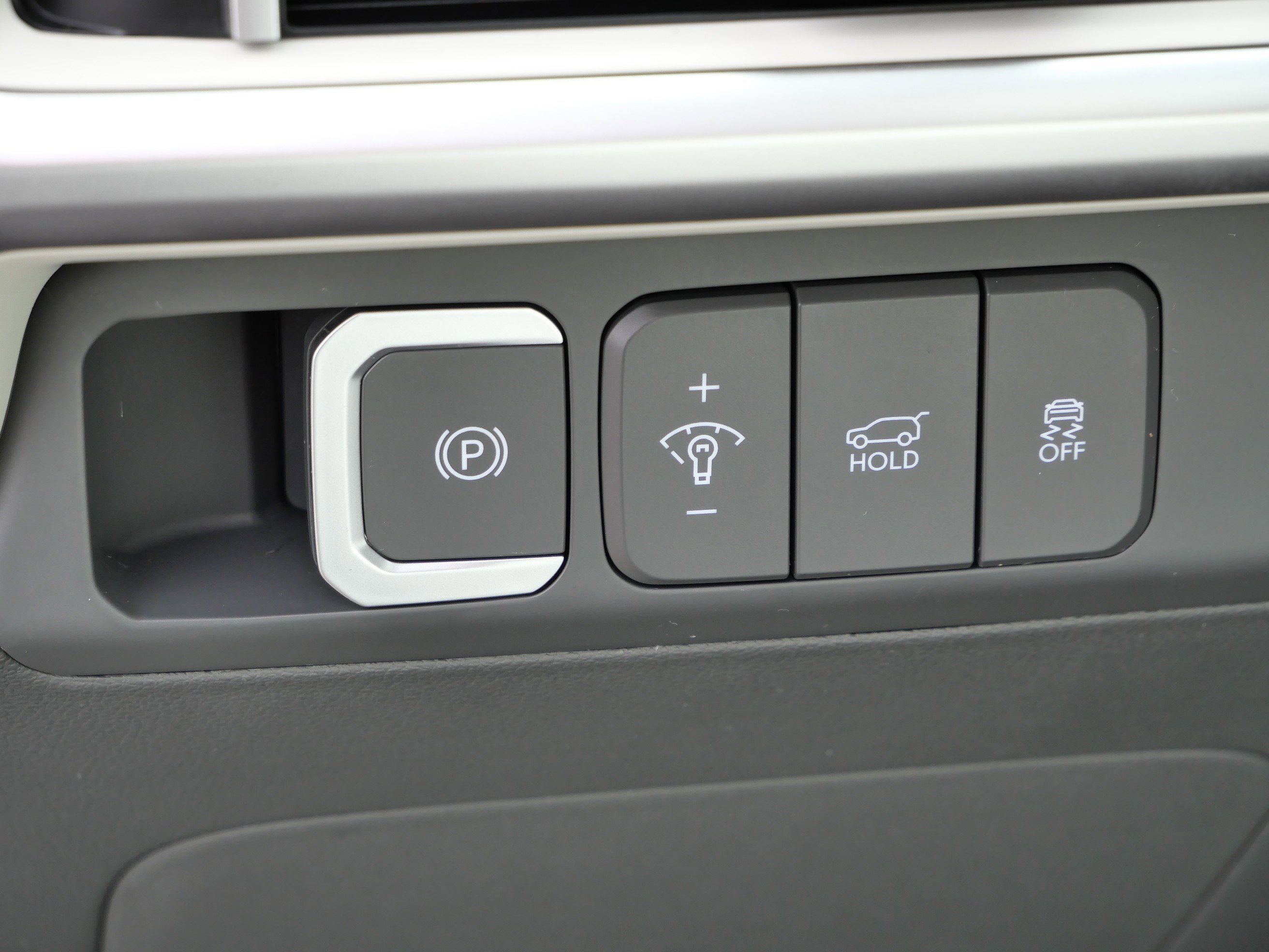 Certified 2026 Hyundai Santa Fe SEL w/ Tow & Go Package image 21