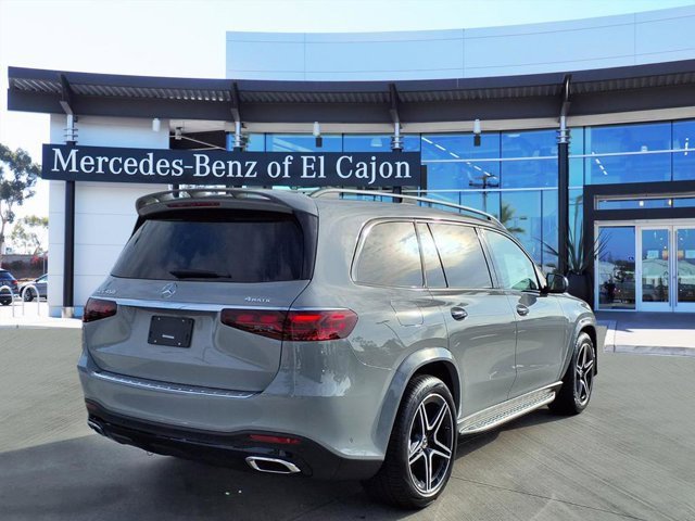 New 2026 Mercedes-Benz GLS 450 4MATIC image 3