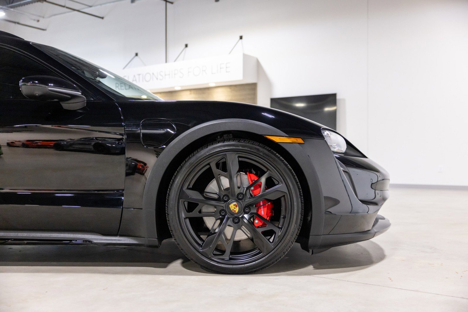 Used 2024 Porsche Taycan 4S image 22