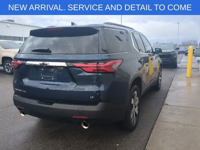 Used 2023 Chevrolet Traverse LT w/ LT Premium Package image 7