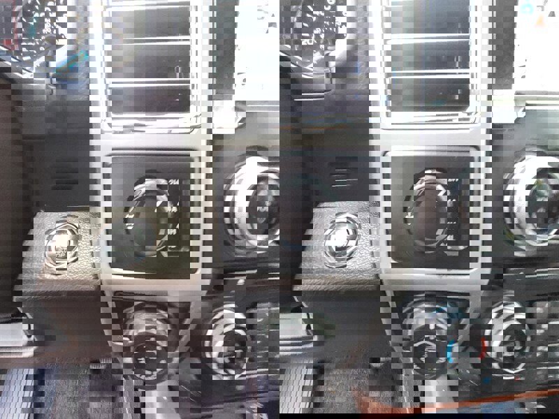 Used 2016 Ford F150 King Ranch w/ Equipment Group 601A Luxury image 21