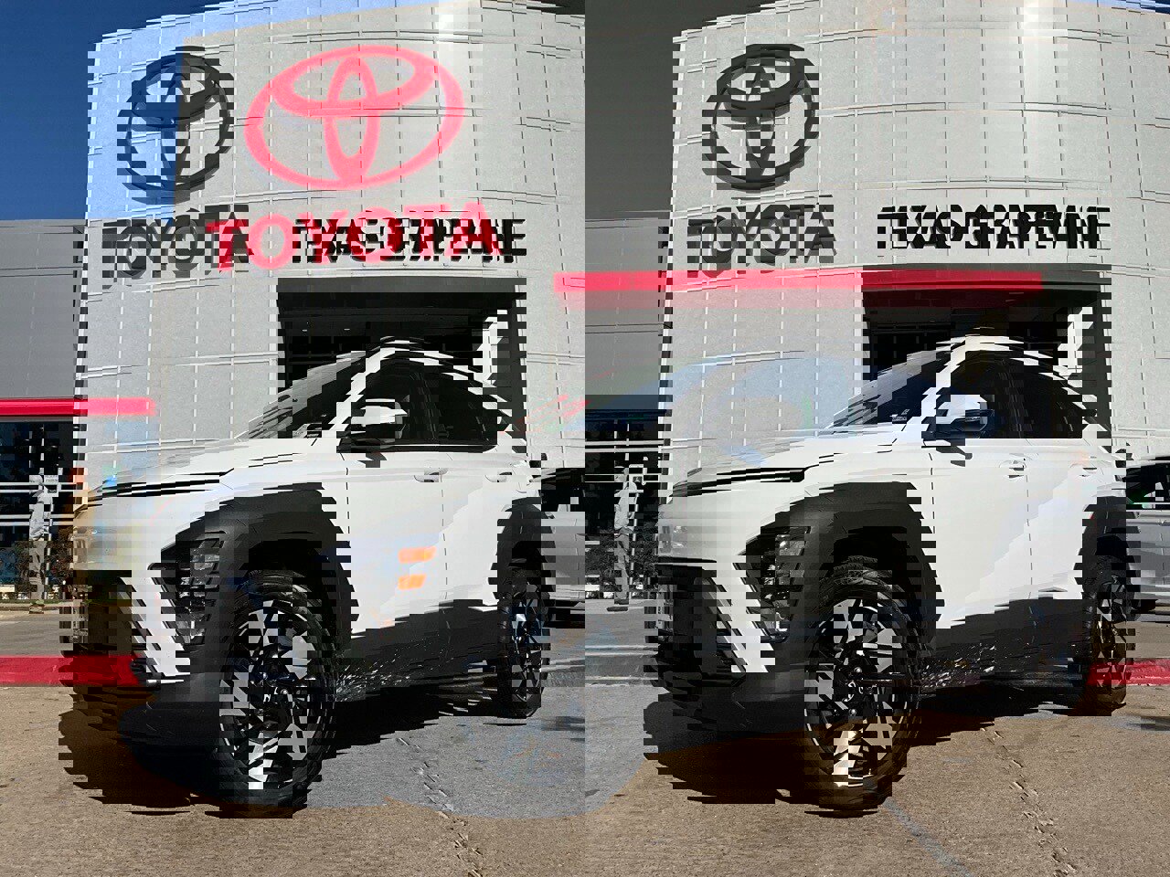 Used 2025 Hyundai Kona SEL image 2