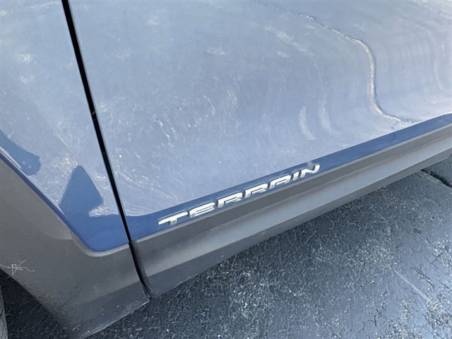 Used 2024 GMC Terrain SLE w/ Driver Convenience Package FWD image 30