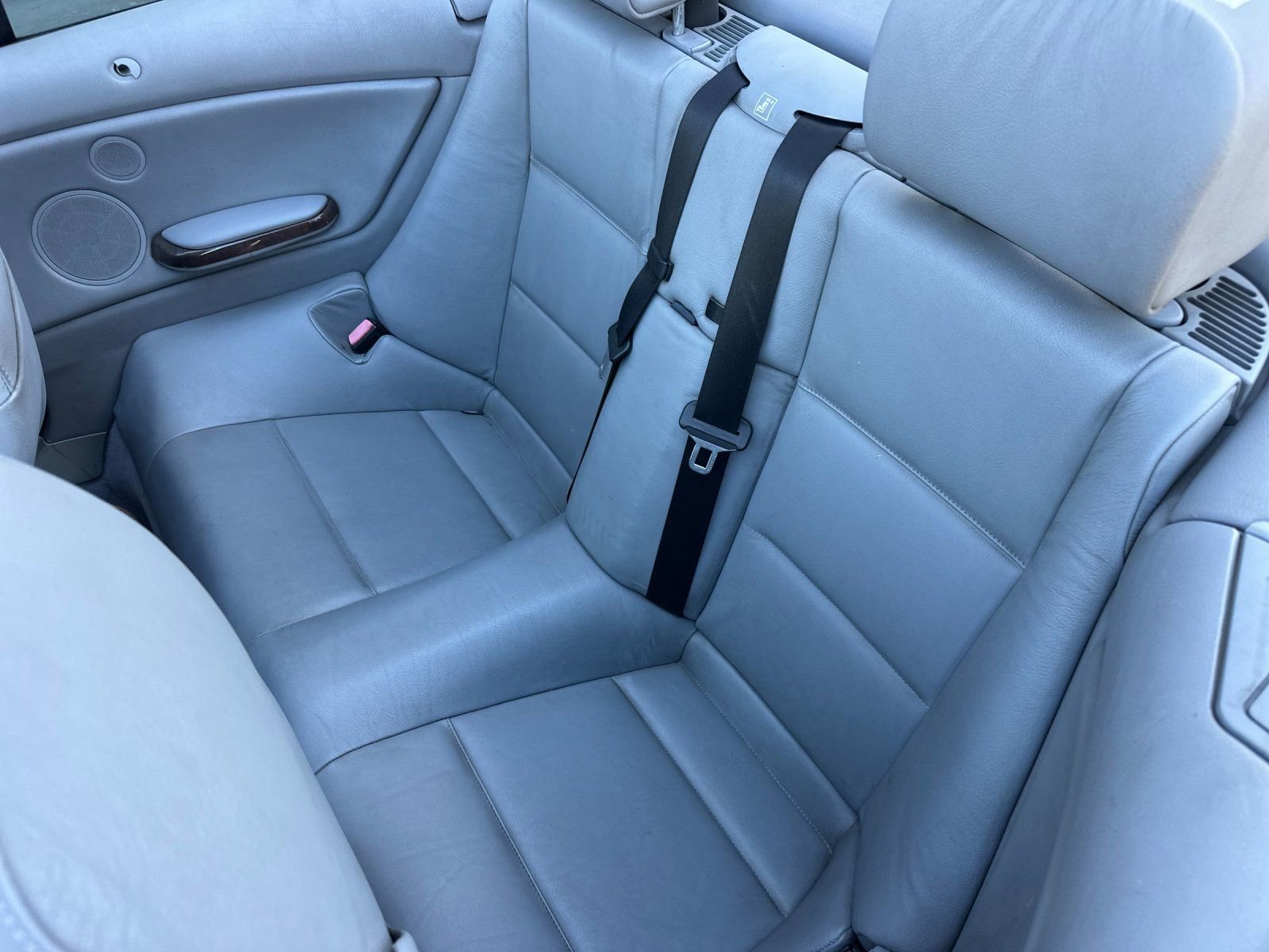 Used 2003 BMW 330Ci Convertible image 12