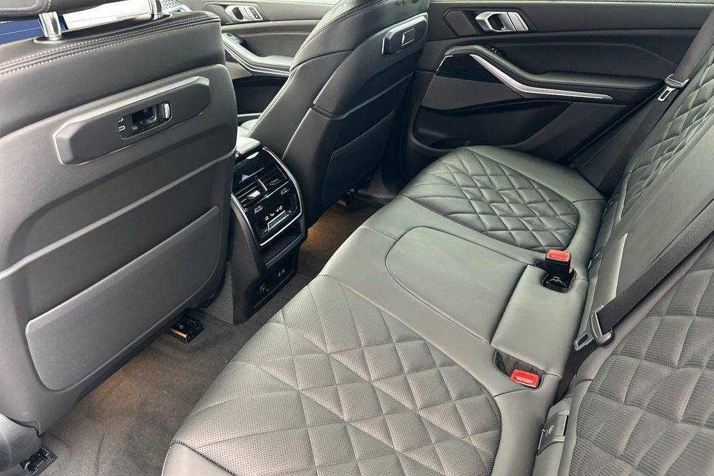 New 2026 BMW X5 xDrive40i w/ M Sport Package image 12