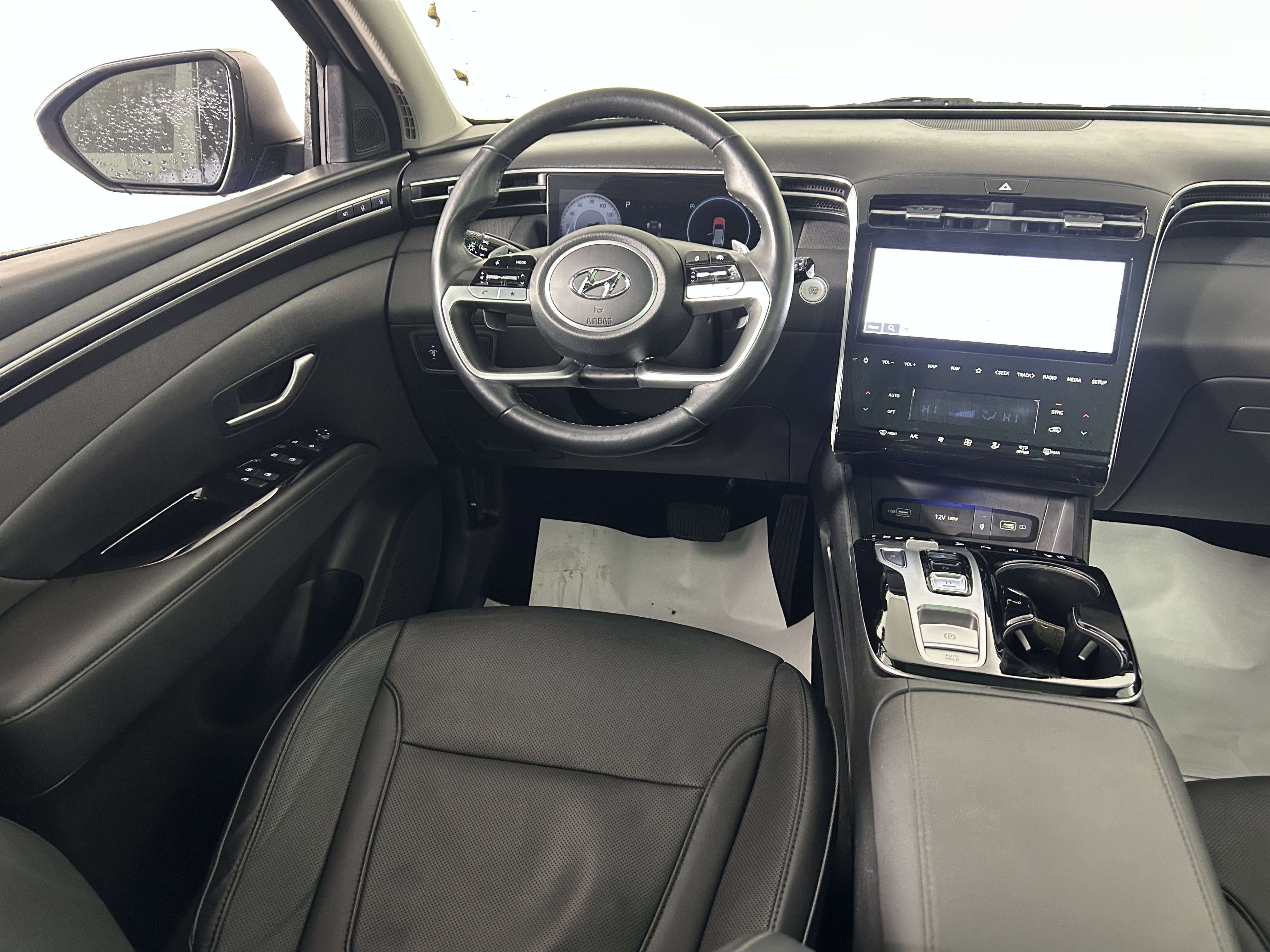 Used 2024 Hyundai Tucson Limited image 37