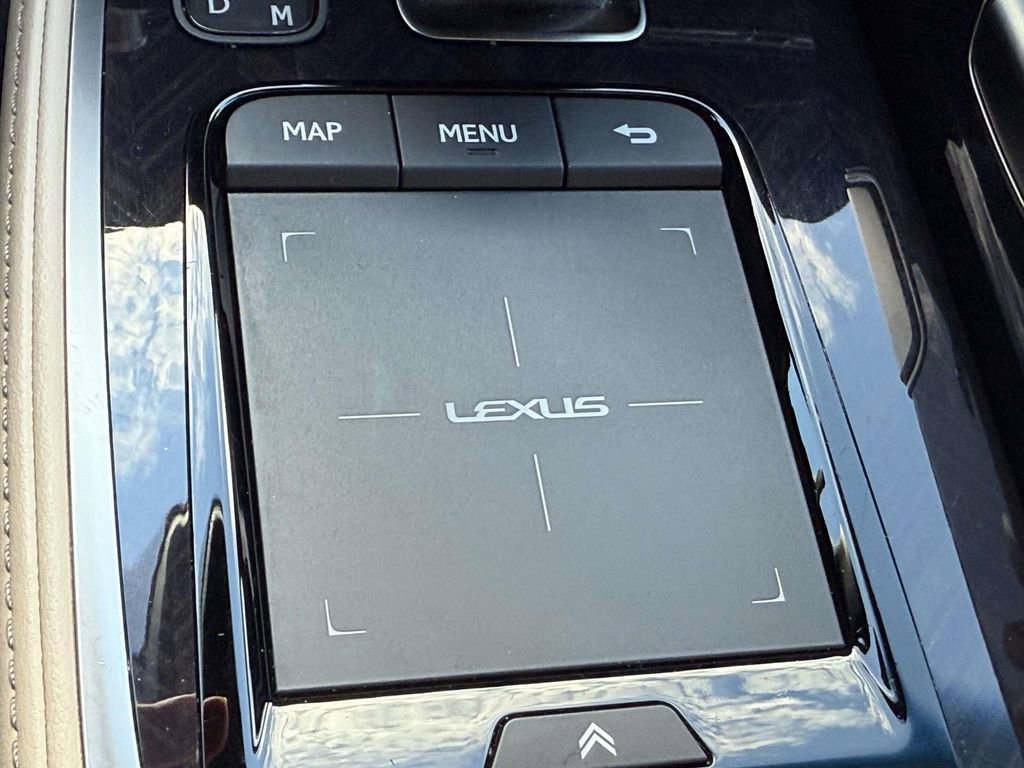 Used 2022 Lexus LS 500 AWD image 24