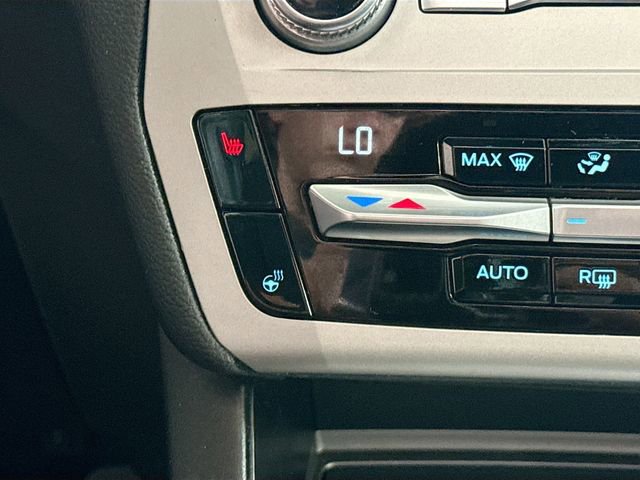 Used 2020 Ford Explorer XLT w/ Equipment Group 202A image 17