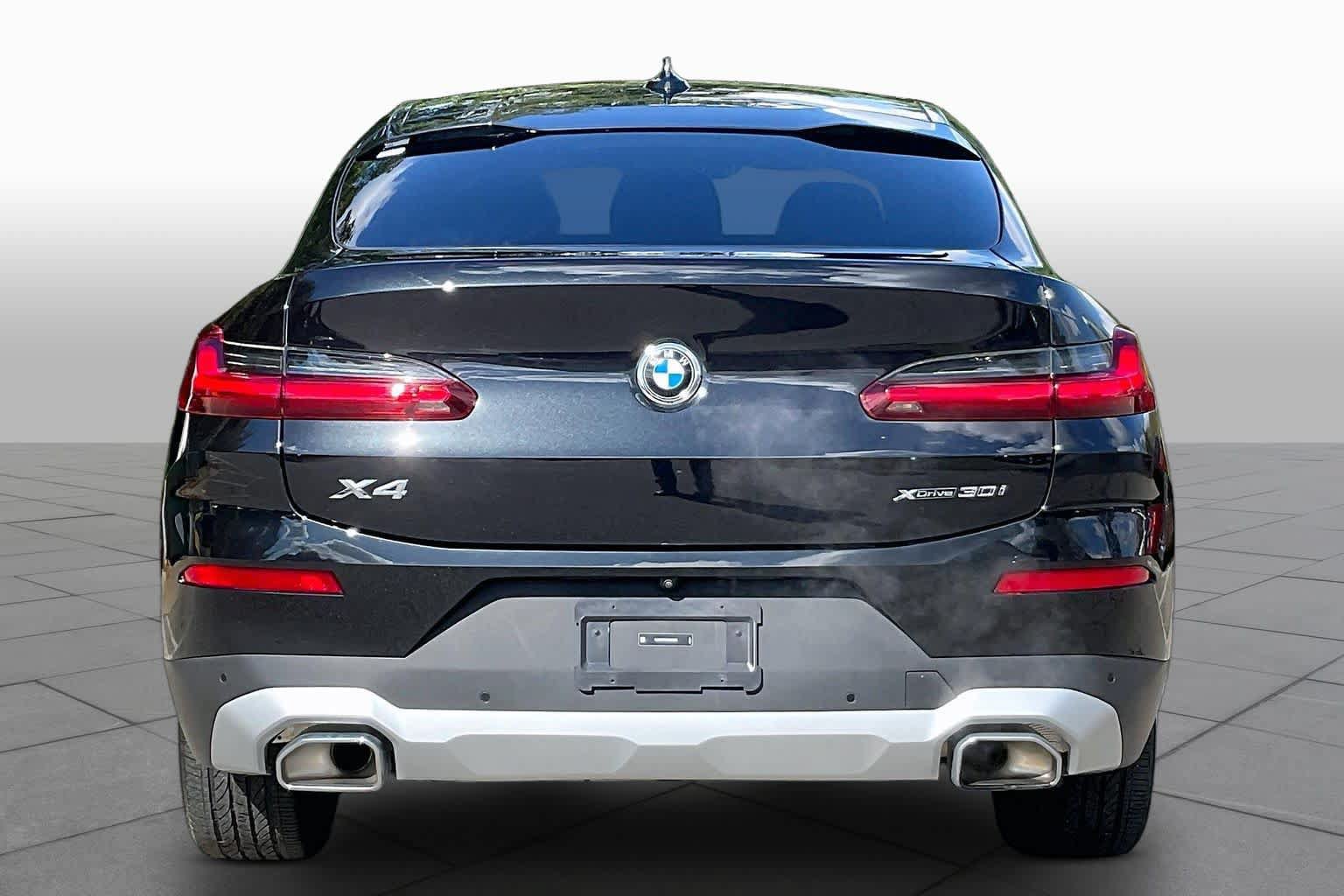 Used 2024 BMW X4 xDrive30i w/ Premium Package AWD/4WD image 4
