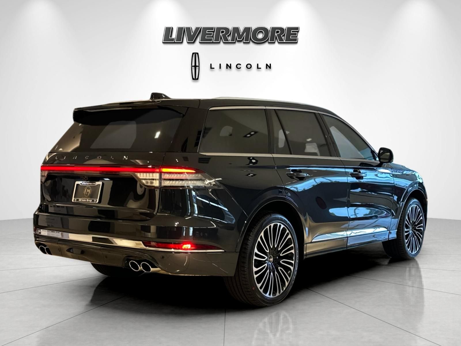 New 2026 Lincoln Aviator Black Label AWD/4WD image 3
