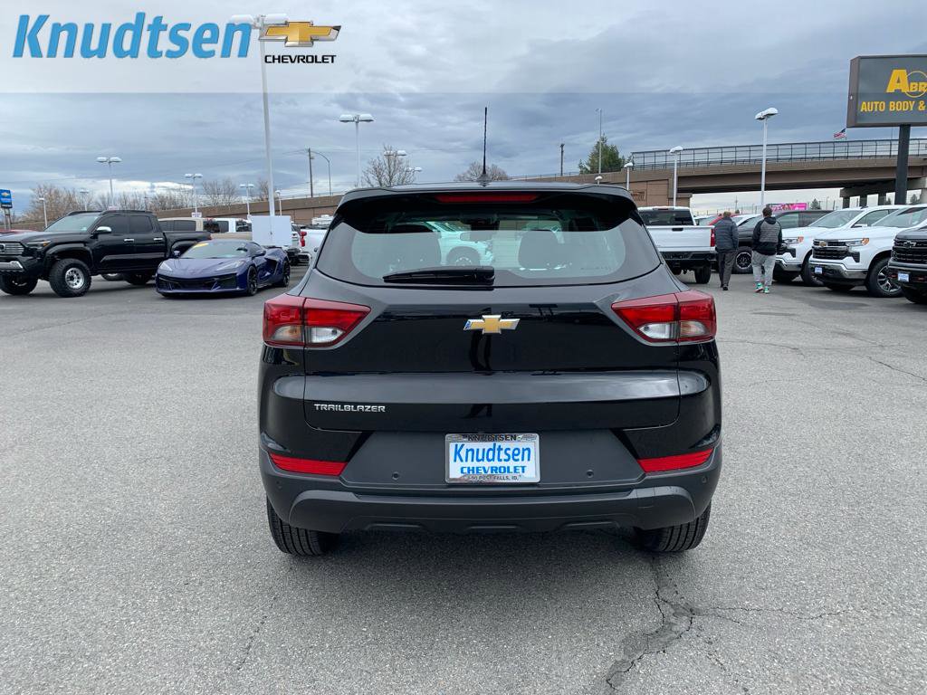 Used 2022 Chevrolet TrailBlazer LS image 6