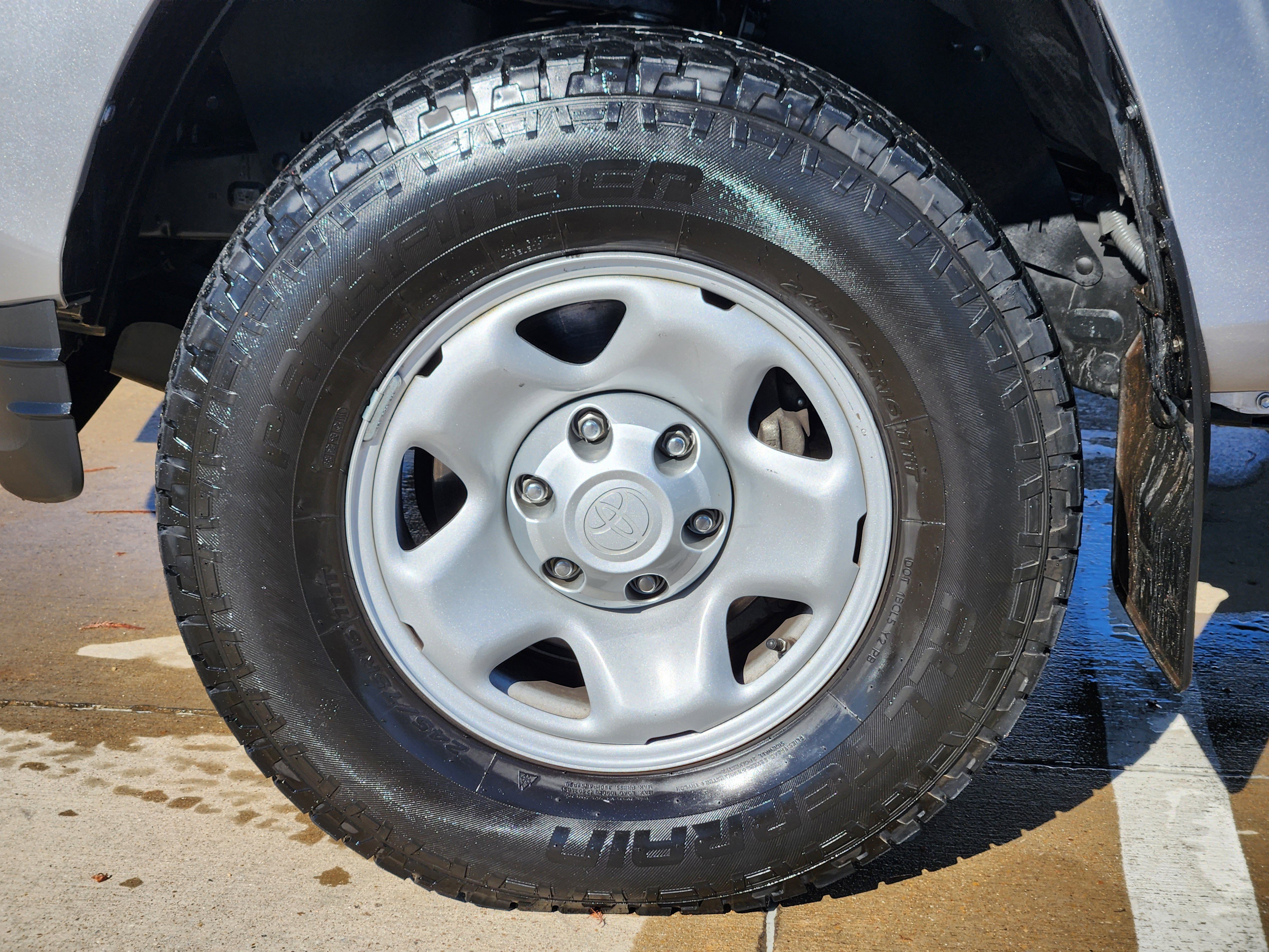 Used 2021 Toyota Tacoma SR image 10