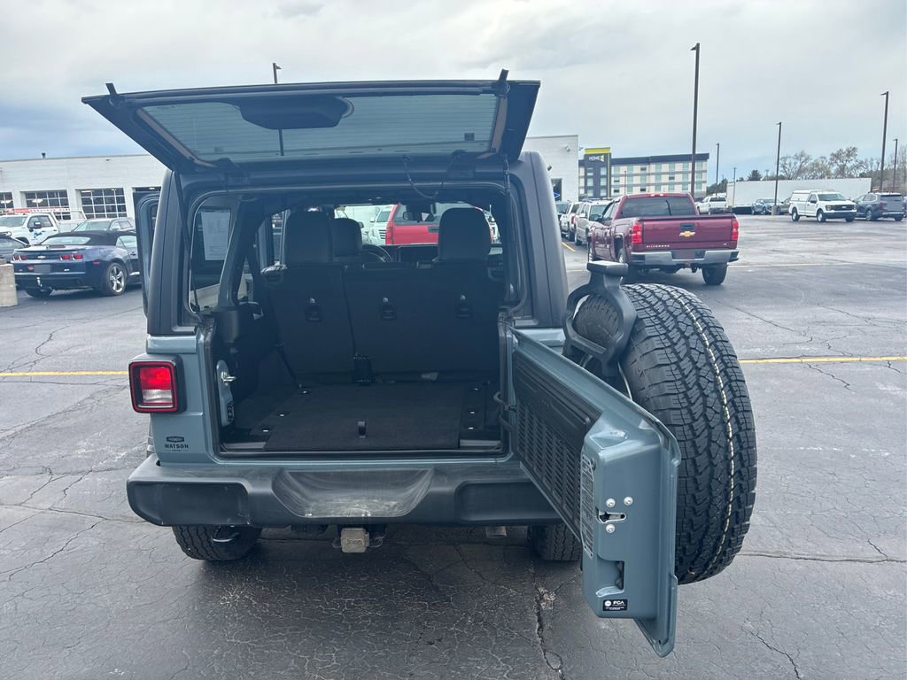 Used 2024 Jeep Wrangler Unlimited Sport AWD/4WD image 21