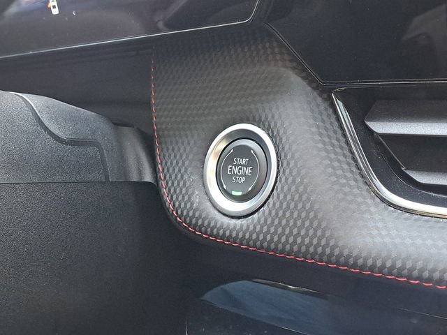 Used 2025 Chevrolet Equinox RS w/ Convenience Package III image 12