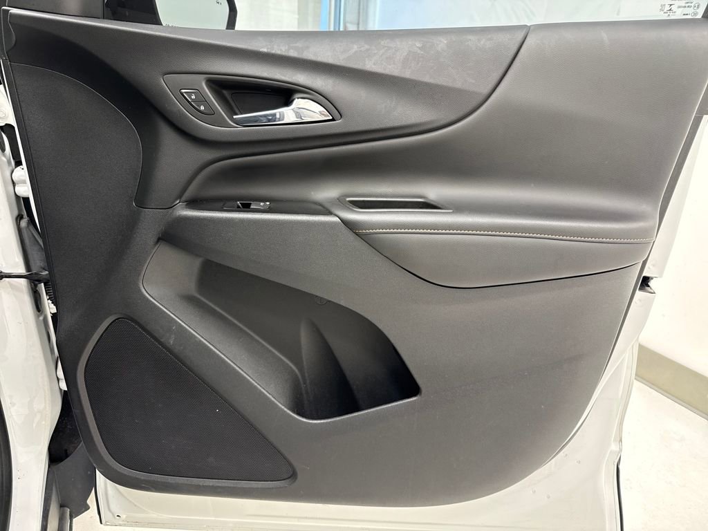 Used 2022 Chevrolet Equinox Premier image 8