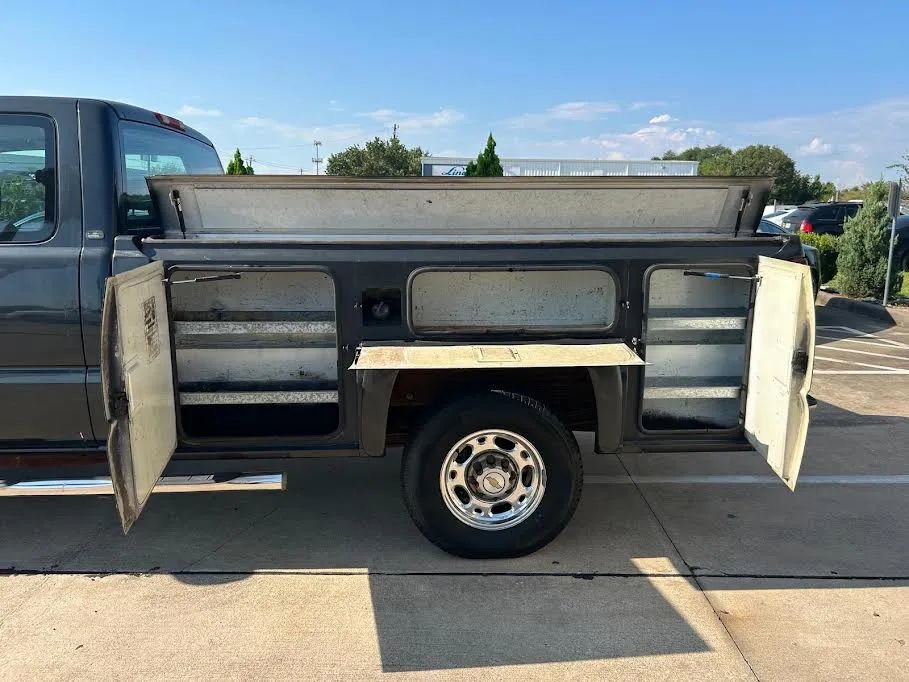 Used 2003 Chevrolet Silverado 2500 LS image 18