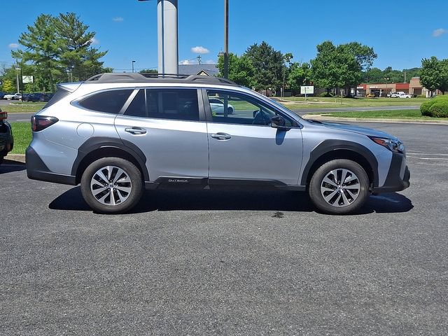 Certified 2025 Subaru Outback Premium AWD/4WD image 7