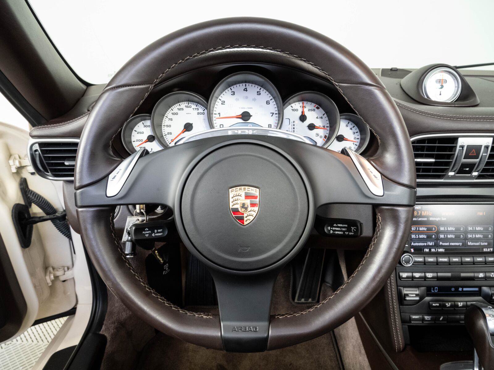 Used 2011 Porsche 911 Carrera S RWD image 9