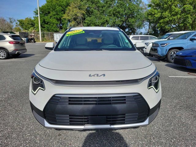 Used 2025 Kia Niro EX FWD image 15