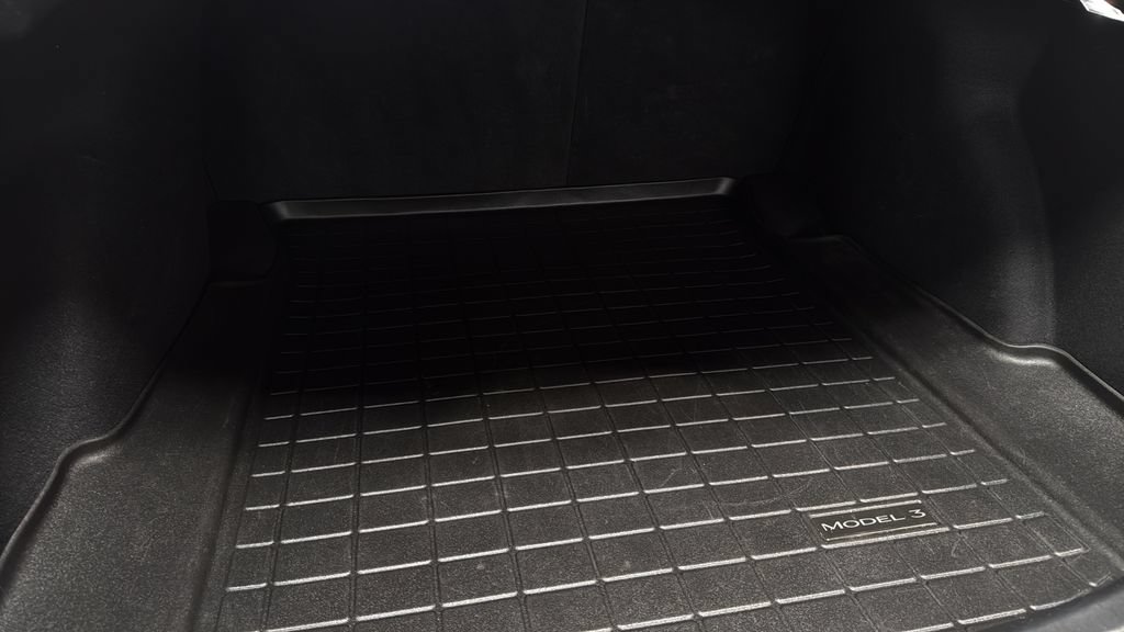 Used 2019 Tesla Model 3 Long Range AWD/4WD image 8