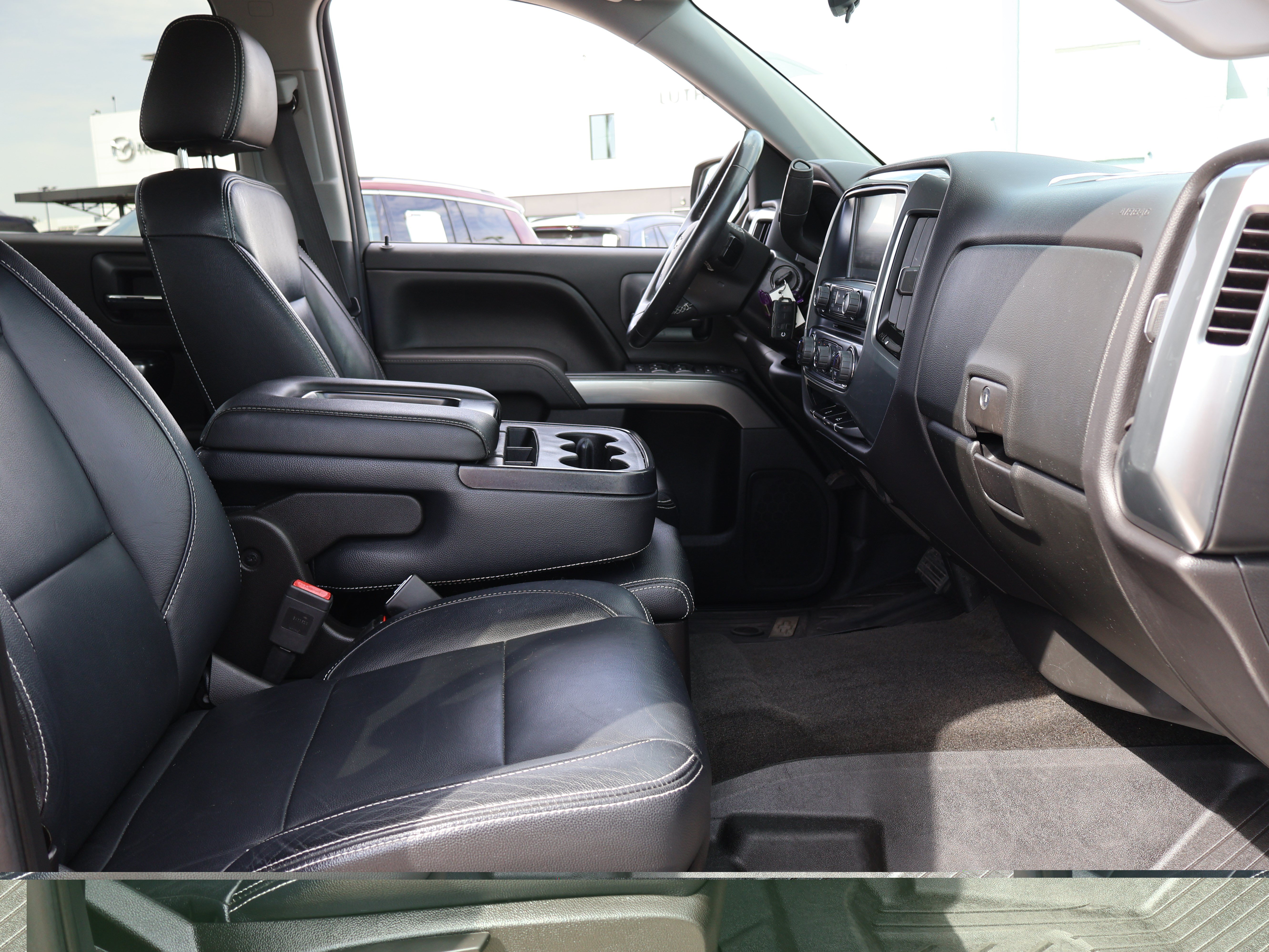 Used 2017 Chevrolet Silverado 1500 LT w/ All Star Edition AWD/4WD image 9