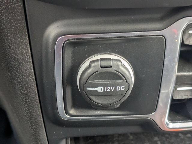 Used 2024 Jeep Wrangler Unlimited Sahara w/ Safety Group AWD/4WD image 22