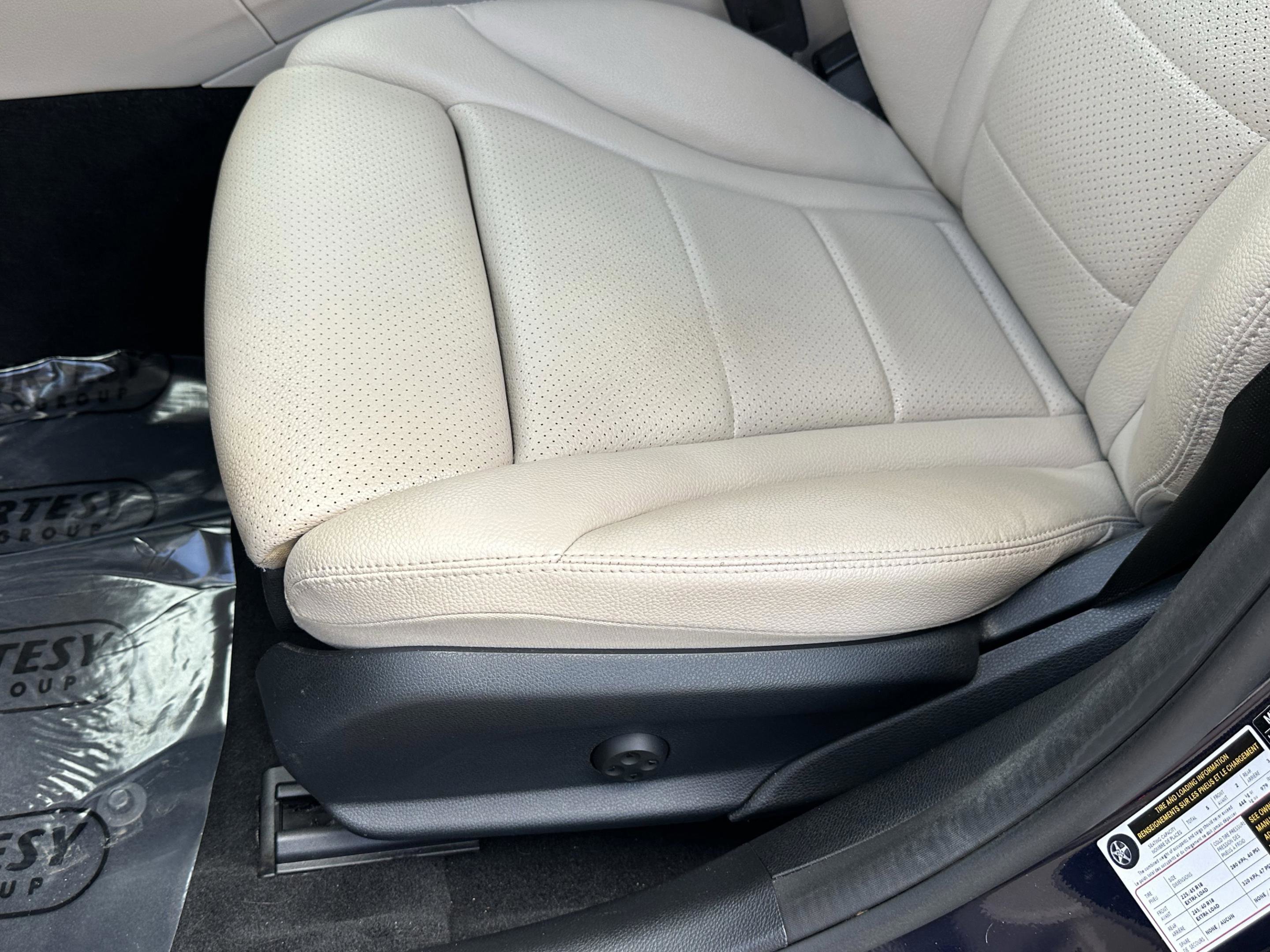 Used 2019 Mercedes-Benz C 300 Sedan image 20