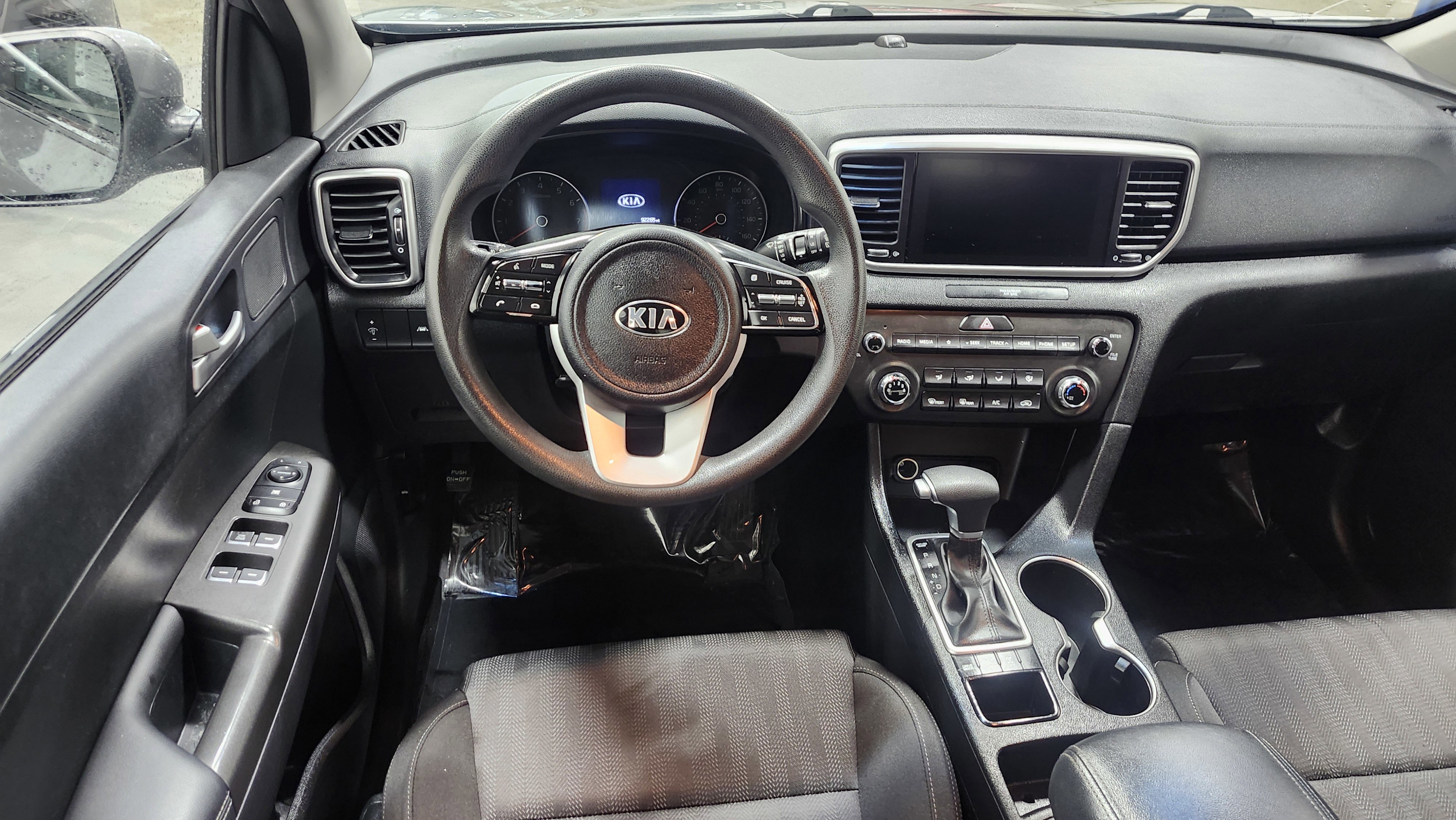 Used 2020 Kia Sportage LX image 23