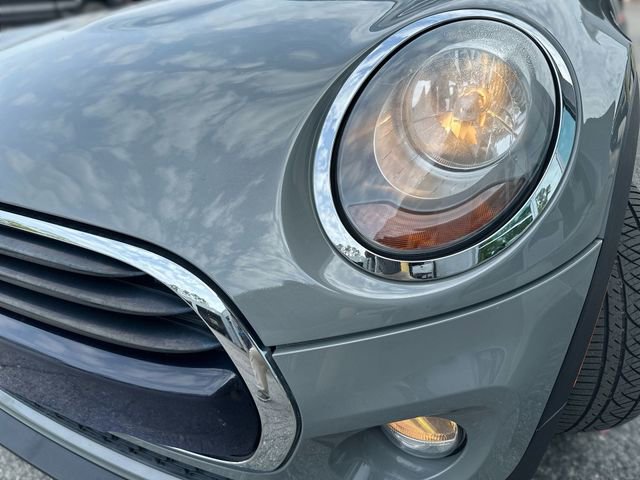 Used 2016 MINI Cooper 4-Door Hardtop FWD image 9