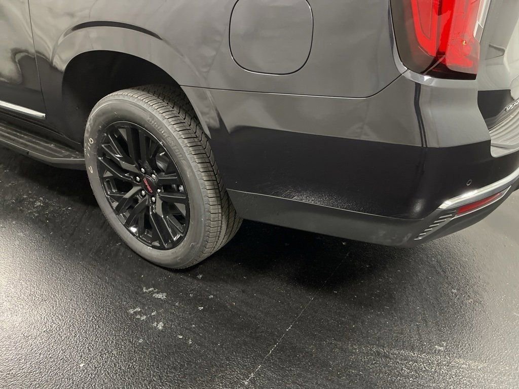 Used 2024 GMC Yukon XL SLT image 39