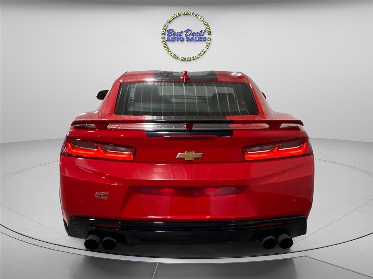 Used 2016 Chevrolet Camaro SS RWD image 4