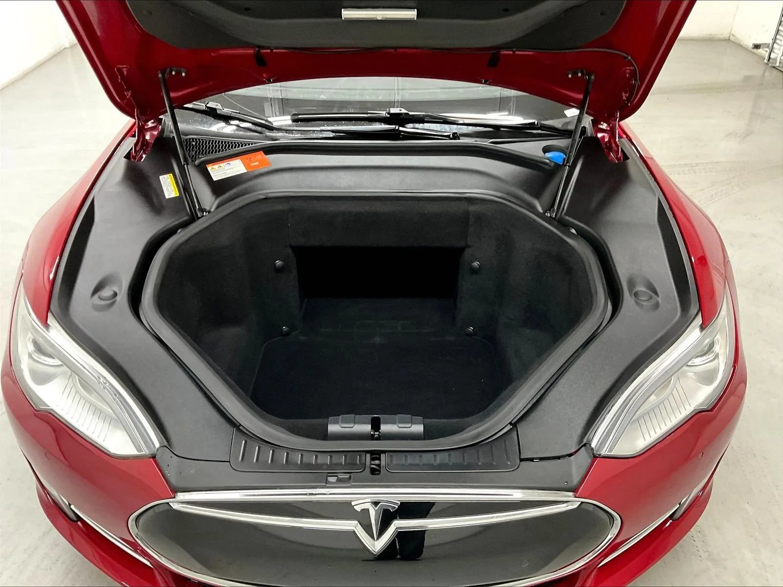 Used 2014 Tesla Model S 85 RWD image 34