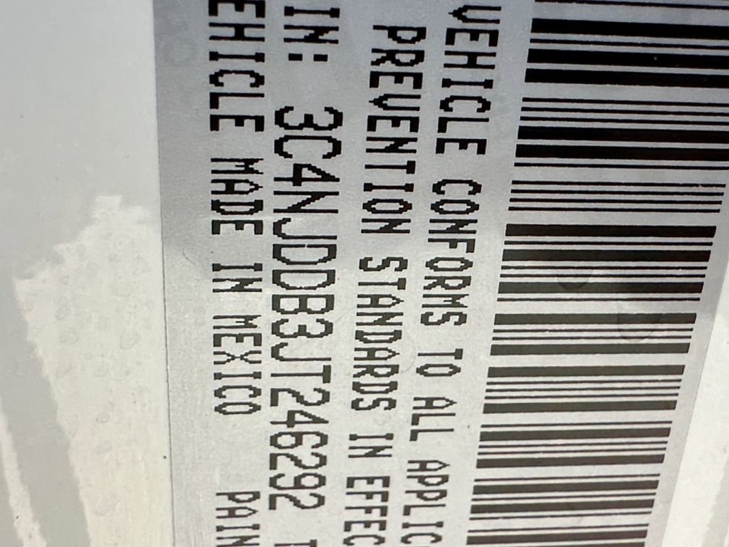 Used 2018 Jeep Compass Trailhawk w/ Leather Interior Group AWD/4WD image 29