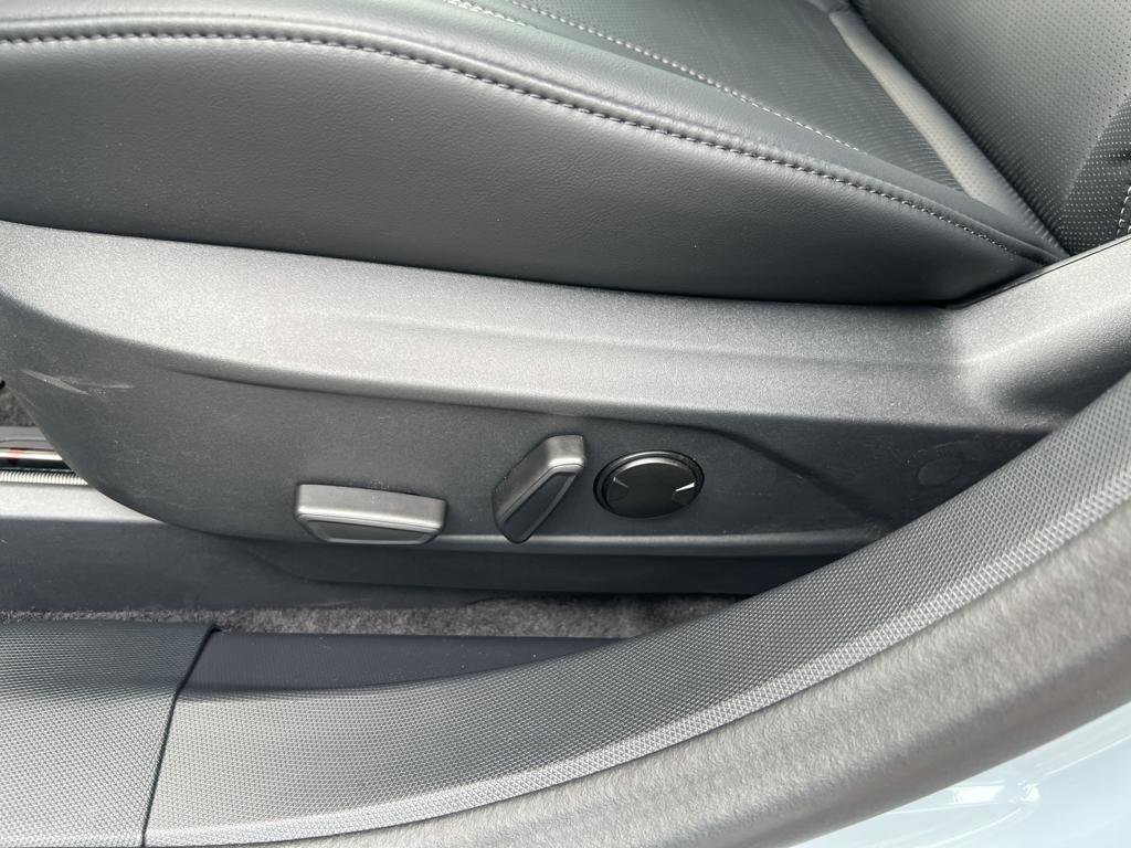 New 2024 Ford Mustang Mach-E Premium image 19