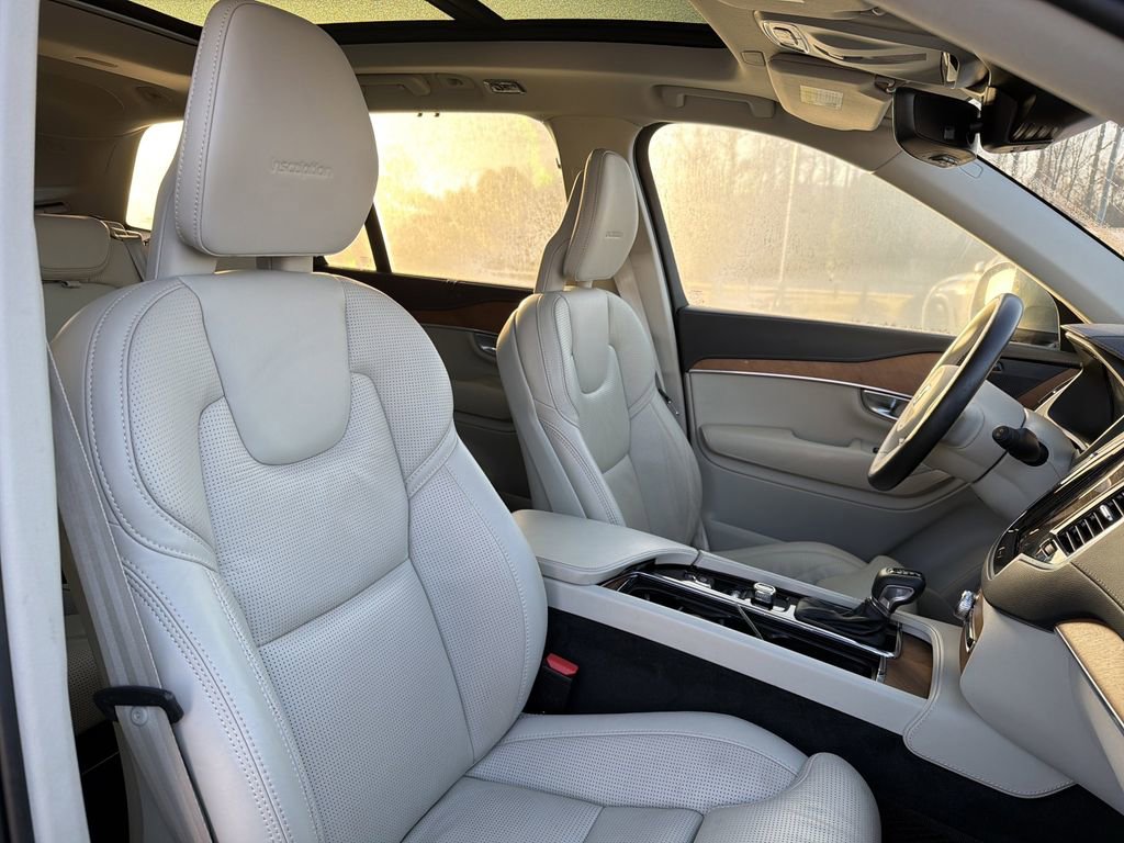 Used 2020 Volvo XC90 T6 Inscription image 21