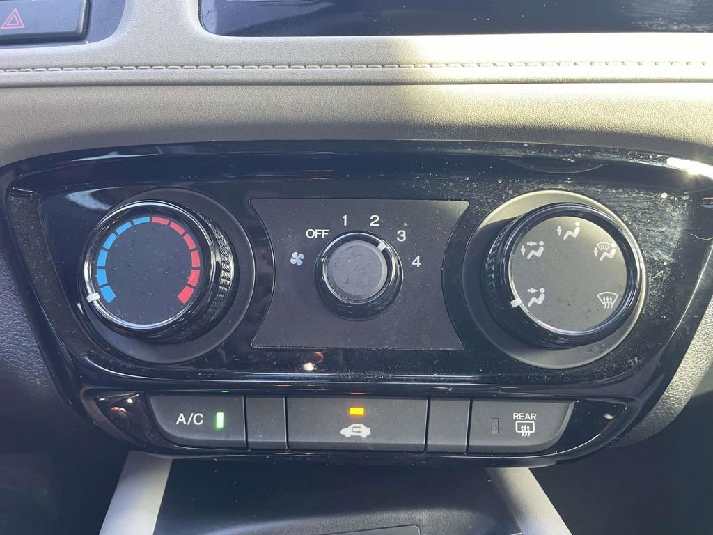 Used 2017 Honda HR-V LX image 37