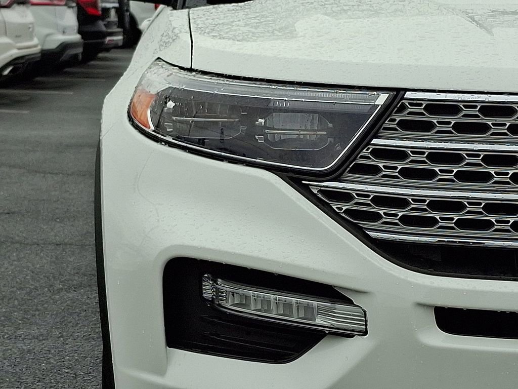 Certified 2022 Ford Explorer Limited w/ Hybrid Equipment Group 310A image 9