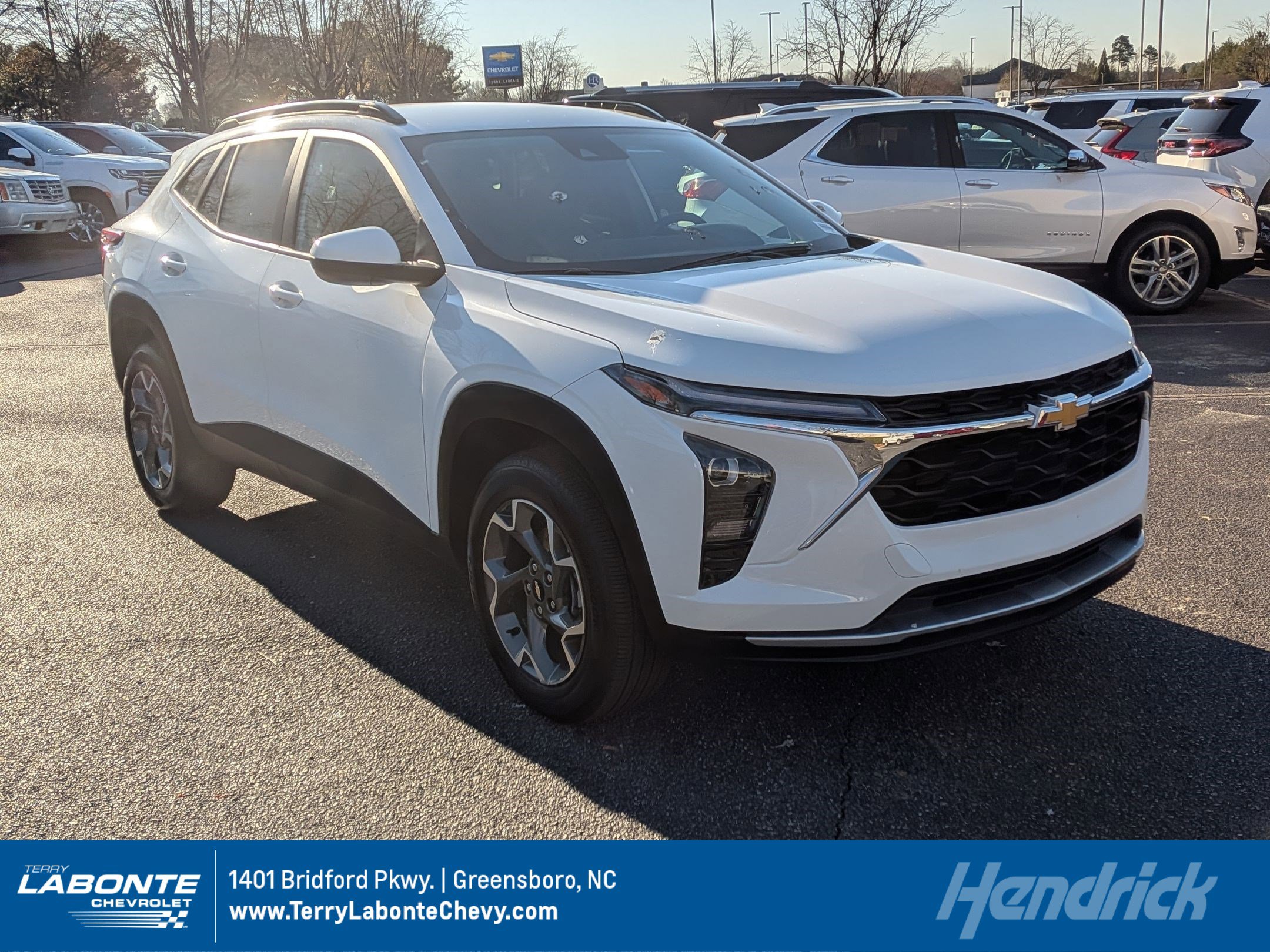 Certified 2025 Chevrolet Trax LT w/ LT Convenience Package image 1