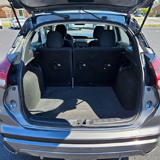 Used 2023 Nissan Kicks SV FWD image 26