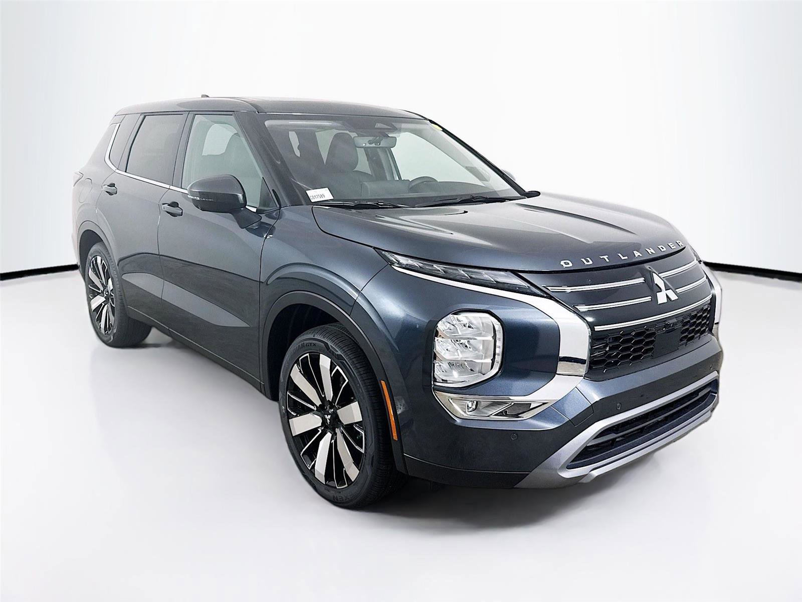 New 2026 Mitsubishi Outlander SE image 31